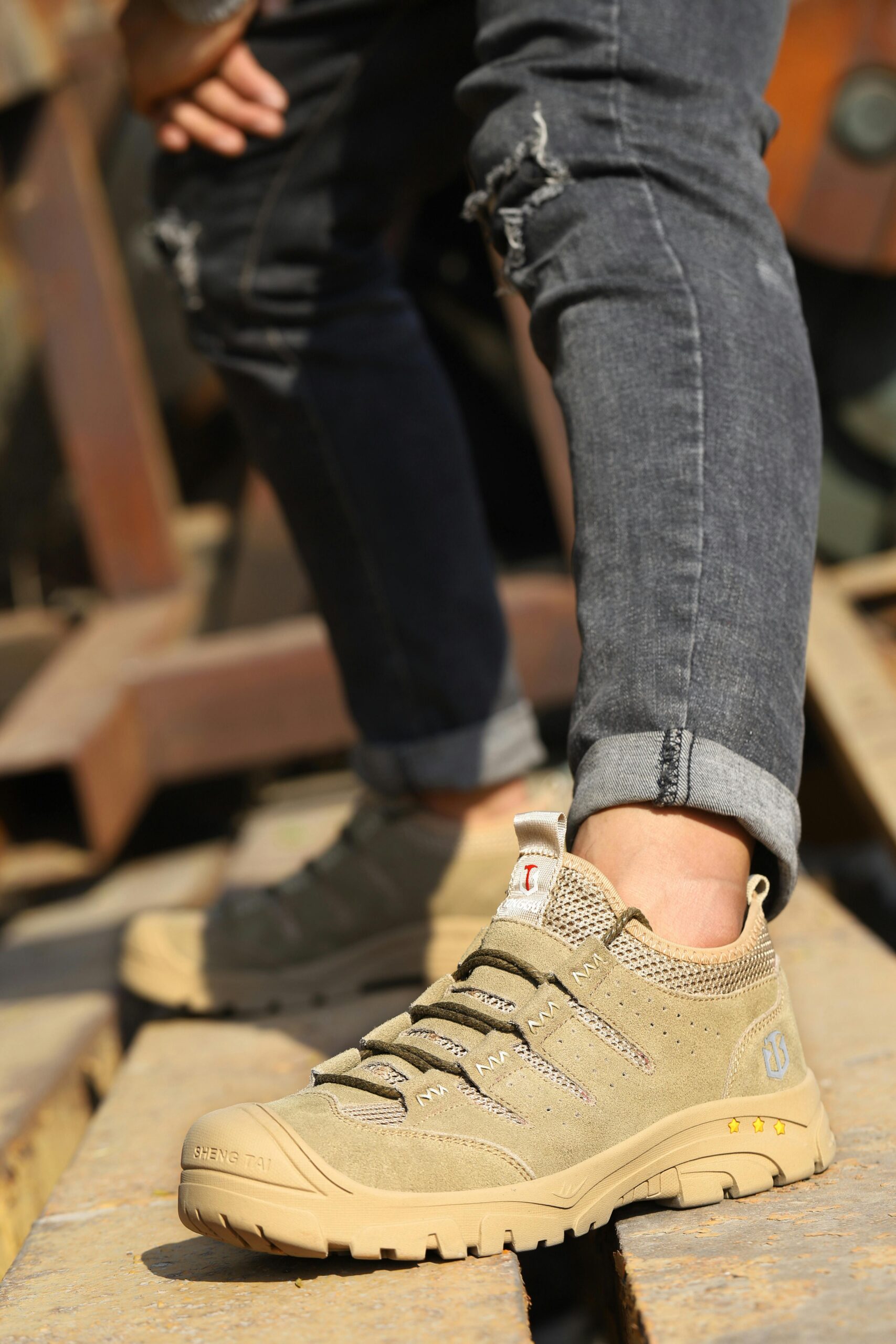 image de mise en situation pour la catégories protection des pieds - chaussures de sécurité portée